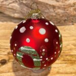 Χριστουγεννιάτικη Γυάλινη Μπάλα Κόκκινη Λευκό Πουά "Ηο Ηο Ηο" Γκλίτερ 8εκ