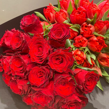 Μπουκέτο Τριαντάφυλλα Κόκκινα & Τουλίπες
