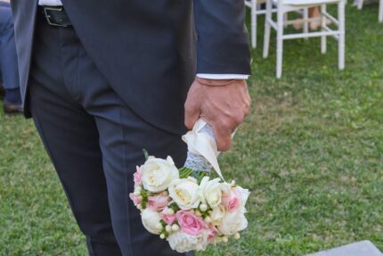 Νυφική Ανθοδέσμη Γάμου Παιώνιες Τριαντάφυλλα Υπέρικουμ