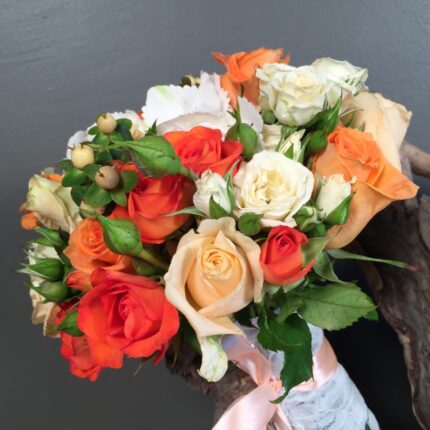 Νυφική Ανθοδέσμη Γάμου Πορτοκαλί Λευκό Τριαντάφυλλο