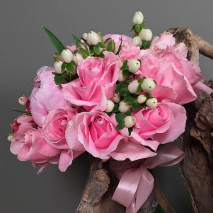 Νυφική Ανθοδέσμη Γάμου Ροζ Αλστρομέριες Τριαντάφυλλα Παιώνιες