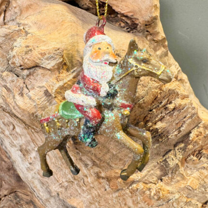 Χριστουγεννιάτικο Στολίδι Καφέ Άλογο Κεραμικό Άι Βασίλης
